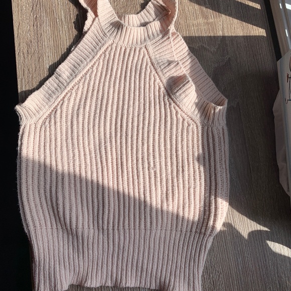 Brandy Melville Halter top - Picture 1 of 4